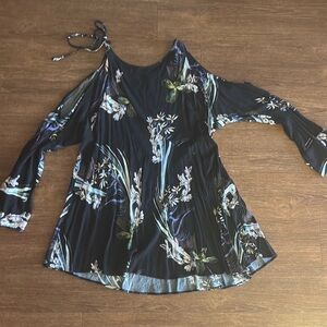 Floral Cold Shoulder Top